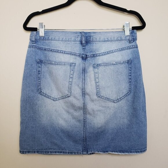 FOREVER 21 Denim Distressed Micro and Ultra Mini Skirt - Picture 2 of 3